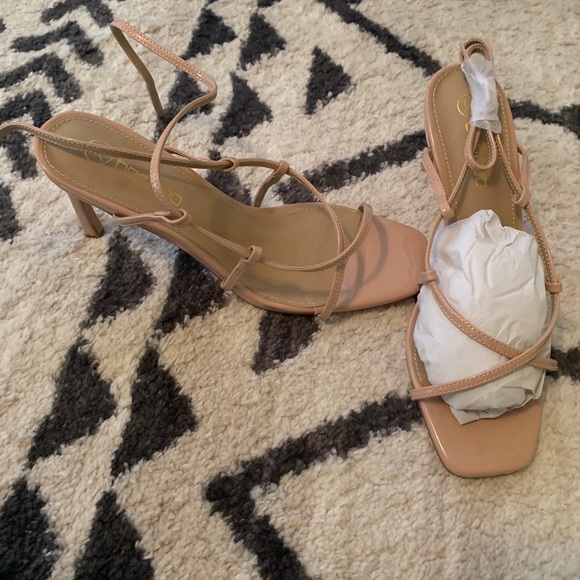 Square-toe strappy heels (Boohoo) - Picture 1 of 3